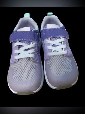 See Kai Run Kids' Viento Sneaker